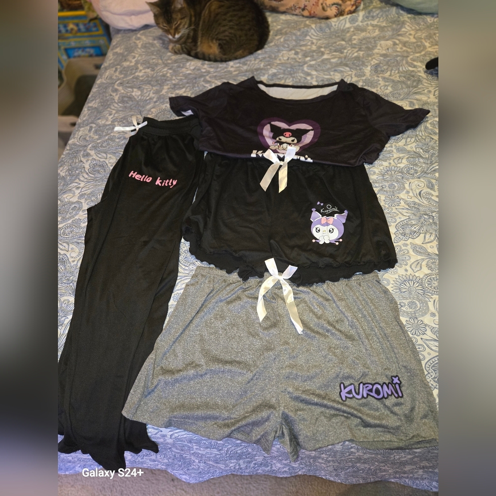 Hello Kitty and Kuromi Adult Pajama Set - Black and Gray Size Large